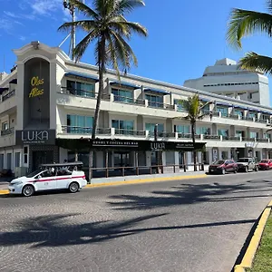 La Siesta Hotel